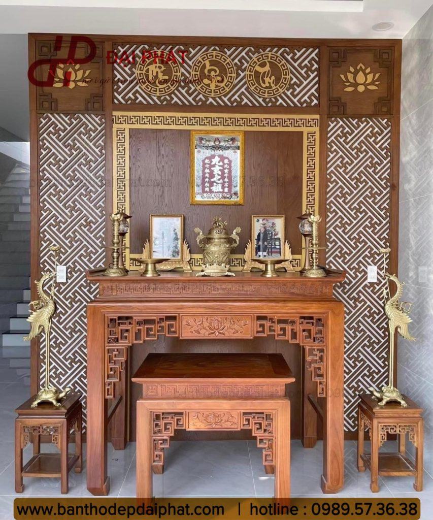 bàn thờ đứng hoa sen 